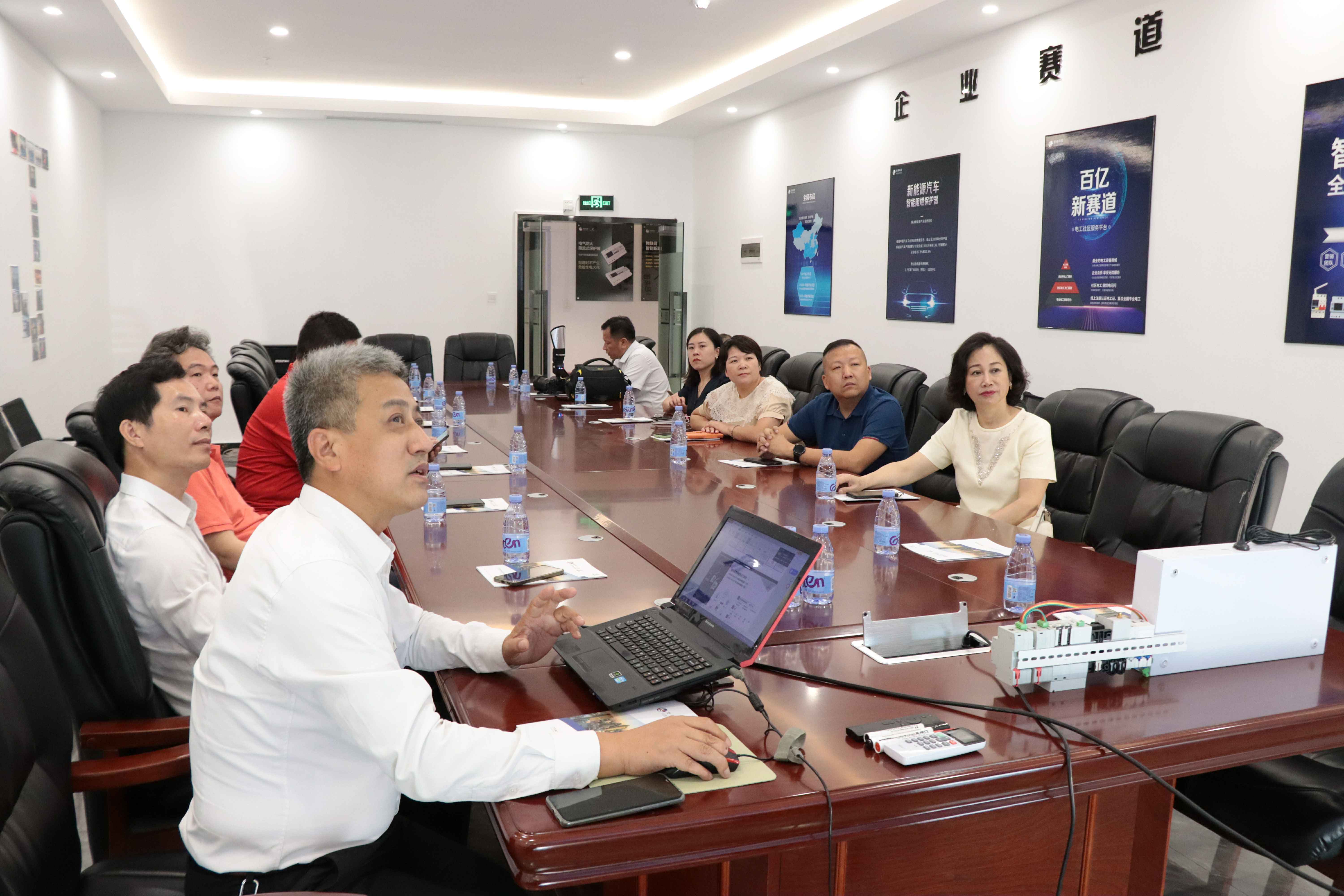 IMG_6279.JPG IMG_6279.JPG